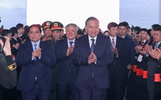 Tổng Bí thư dự khởi công nhà máy chip bán dẫn đầu tiên tại Việt Nam