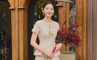 Đẹp cả tuần cùng bản phối chân váy dài, quần ống rộng và giày cao gót