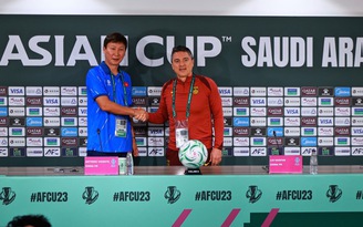 HLV Kim từ chối nói tới Đình Bắc: ‘U.23 Trung Quốc có thủ môn Li Hao rất giỏi nhưng Việt Nam sẽ thắng’