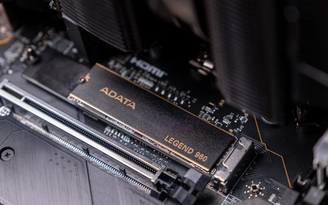 Nhu cầu AI đẩy giá SSD lên ngang giá vàng