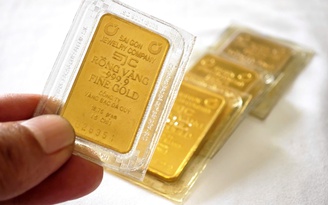 Giá vàng, bạc tăng cao