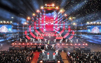 Trưng bày linh vật, bắn pháo hoa mừng Xuân Bính Ngọ 2026 tại Quy Nhơn và Pleiku