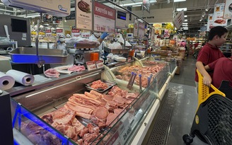 Giá heo hơi hôm nay 23.1.2026: Tiến sát mốc 80.000 đồng/kg