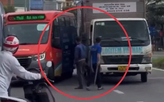 Đà Nẵng: Xử lý tài xế xe tải dùng hung khí đe dọa người lái xe buýt