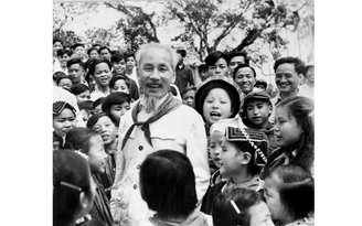 Hiện thực hóa khát vọng 'sánh vai với các cường quốc năm châu' của Bác