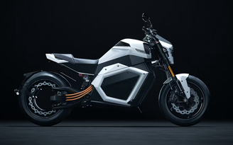 Mô tô điện đầu tiên dùng pin thể rắn, phạm vi di chuyển gần 600 km