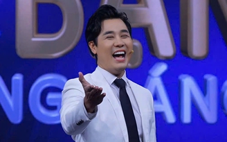 MC Quyền Linh rời 'Vì bạn xứng đáng', nhà sản xuất nói gì? MC Quyền Linh rời 'Vì bạn xứng đáng', nhà sản xuất nói gì?