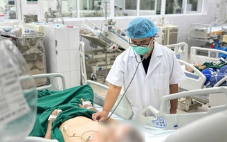 Hà Nội: Hàng trăm ca bệnh cúm nhập viện mỗi tuần