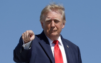 Ông Trump dọa ‘trừng phạt nặng’ Iran nếu liên quan vụ flydubai