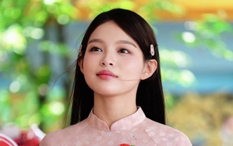 Cuộc sống của Tuyết Nhung sau 5 năm mẹ nuôi Phi Nhung qua đời