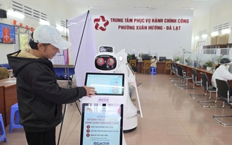 Robot AI giúp dân bớt đi lại, cán bộ giảm việc lặp lại