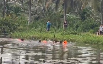 3 nam sinh lớp 10 đi câu cá và tắm ao, 1 em đuối nước tử vong