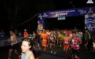 Người thợ điện chạy 21 km với lá cờ 1558