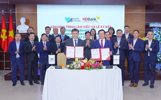 HDBank và ĐHQG TP.HCM hợp tác toàn diện, kết nối giáo dục, tài chính và công nghệ