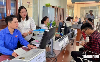 Cà Mau yêu cầu trả phụ cấp công vụ cho cấp xã ngay kỳ lương tháng 10.2026 Cà Mau yêu cầu trả phụ cấp công vụ cho cấp xã ngay kỳ lương tháng 10.2026