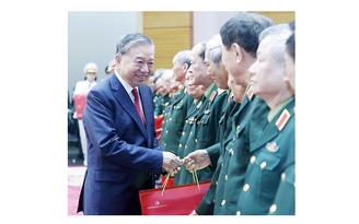 Xây dựng Quân đội nhân dân cách mạng, chính quy, tinh nhuệ, hiện đại