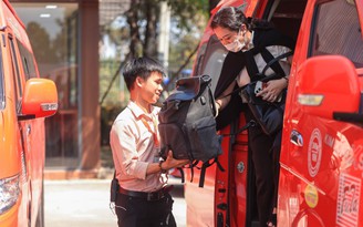 Xe Phương Trang trung chuyển miễn phí tại các bệnh viện TP.HCM: Bệnh nhân vơi bớt nhọc nhằn