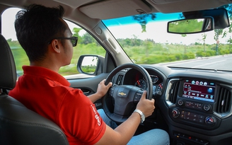 Lưu ý gì khi lái ô tô chơi tết?