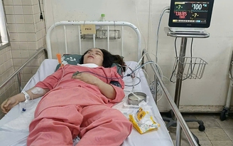 Con chào đời, mẹ trẻ rơi vào hôn mê