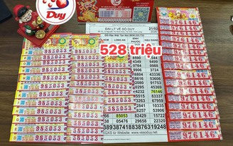 Xổ số miền Nam: 2 khách Vĩnh Long trúng hàng loạt vé, nhận chuyển khoản