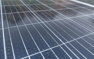 Đột phá pin mặt trời có thể tạo điện từ mưa rơi và ánh nắng