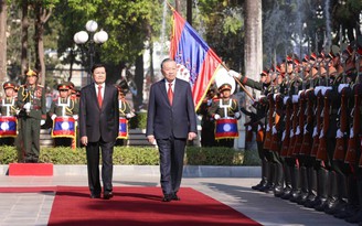 Lễ đón Tổng Bí thư Tô Lâm thăm cấp nhà nước tới Lào