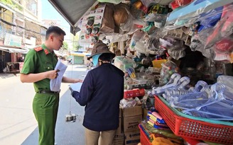 Phường Thạnh Mỹ Tây: Lắng nghe để xử lý dứt điểm lấn chiếm vỉa hè, lòng đường