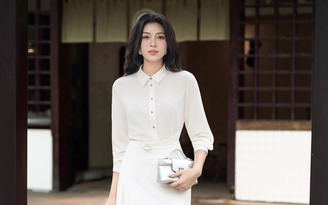 Diện áo sơ mi lụa ít nhăn, tăng vẻ chỉn chu nơi công sở