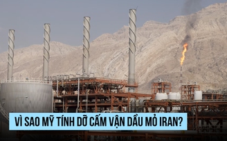 Vì sao Mỹ tính dỡ cấm vận dầu mỏ Iran?