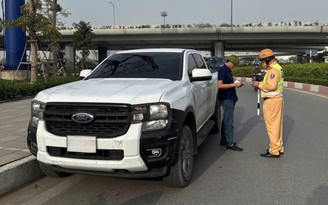 Nhầm xe bán tải là ô tô con, tài xế có thể bị phạt 22 triệu đồng