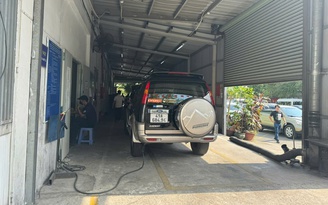 Nhiều doanh nghiệp vẫn không đồng ý quy trình 'đạp lút ga' khi kiểm định khí thải