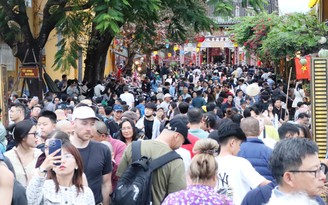 Đà Nẵng ra 'lệnh' siết chất lượng dịch vụ du lịch, xử nghiêm chèo kéo khách