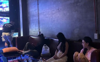 Đột kích quán karaoke ở Đà Nẵng, bắt quả tang nhóm khách mở 'tiệc' ma túy