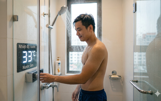 Nắng nóng nên tắm nước bao nhiêu độ là tốt nhất?