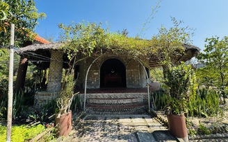 70.000 chai nhựa biến thành ngôi đền độc đáo ở Quảng Ngãi