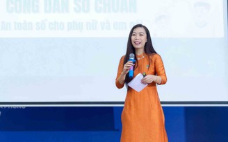 Những 'vết thương không đổ máu' trên không gian mạng
