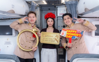 Bất ngờ trên chuyến bay đặc biệt của Vietjet: nữ hành khách nhận 1 chỉ vàng 