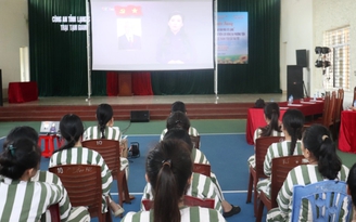 Đề xuất trại tạm giam 'thông minh', có máy chiếu và mã QR nhận tiền