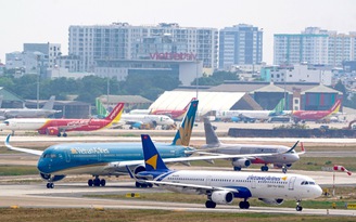 Những đường bay nội địa nào tạm dừng từ hôm nay?