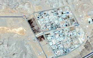 Iran dựng chướng ngại để ngăn bộ binh xâm nhập cơ sở hạt nhân?