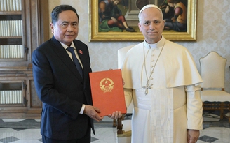 Chủ tịch Quốc hội thăm chính thức Ý, hội kiến Giáo hoàng