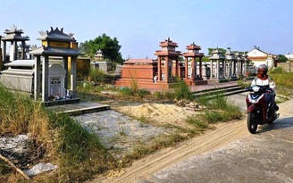 Đà Nẵng sẽ di dời gần 400.000 ngôi mộ để tái thiết không gian đô thị