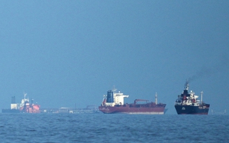 Mỹ gia tăng áp lực, Iran cứng rắn