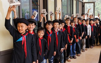 Hành trình Từ Trái Tim gieo tri thức, thắp khát vọng lập nghiệp đổi đời