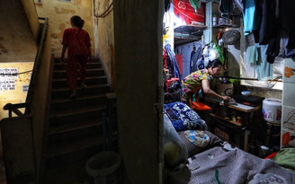 Sống trong nhà kho 2 - 3 mét vuông nơi cư xá Thanh Đa ở TP.HCM