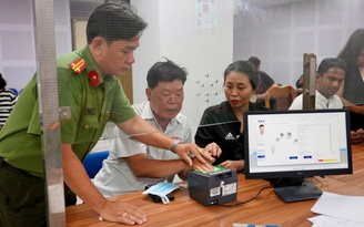 Cẩn thận bị 'ngâm' hồ sơ hộ chiếu vì nhầm giữa cấp lần đầu và cấp lại