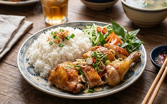 Ăn cơm với thịt gà mỗi ngày: Lợi ích và rủi ro cần biết