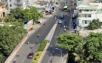 Vạch xương cá kênh hóa dòng xe là gì, đè lên bị phạt bao nhiêu?