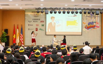 Sôi động sân chơi hùng biện tiếng Anh tại Asian School