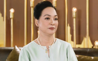 Hôn nhân viên mãn hơn 30 năm, NSND Lê Khanh chưa một lần mặc váy cưới